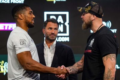 Anthony Joshua did not want to let people down in accepting opponent change