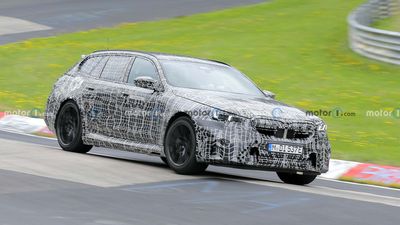 BMW M5 Touring Spied Blitzing The Nurburgring With Hybrid V8 Powertrain
