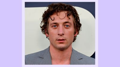 All the intel on Jeremy Allen White's dating sitch following *those* Ashley Moore kissing pics