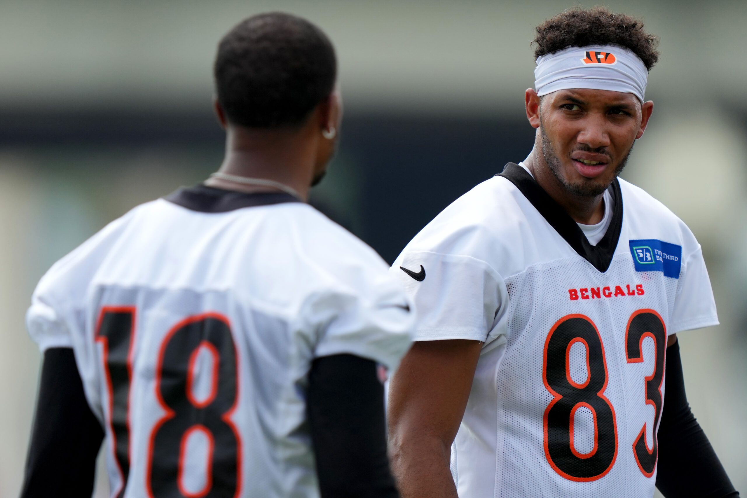 Aaron Donald fight: Rams DL swings two helmets at Bengals players during  brawl at practice