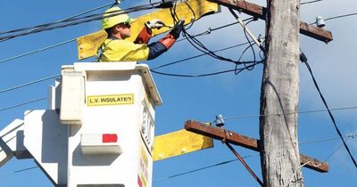 'Complex' power outage affects cluster of streets in Mayfield East