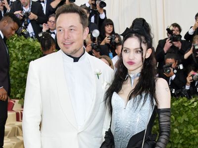 Grimes calls Elon Musk ‘a leader’ and praises his ‘old world discipline’