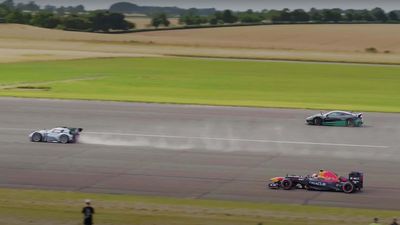 Rimac Nevera Races McMurtry Speirling, F1 Car In Drag Race