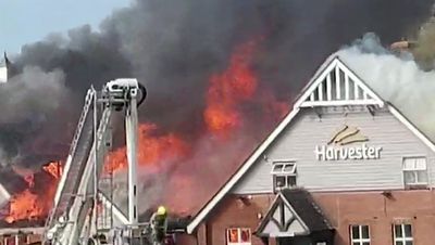 Huge fire tears through Harvester restaurant in Littlehampton