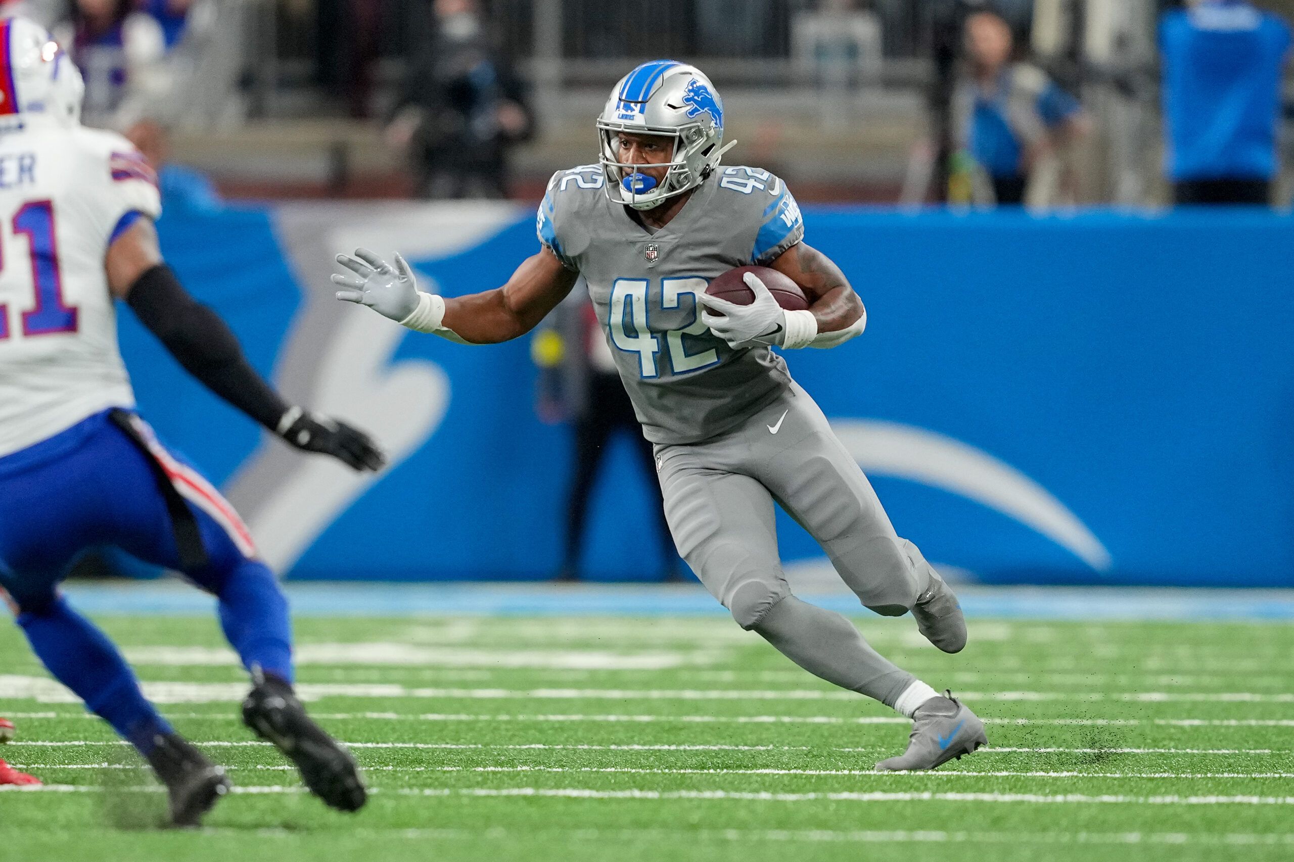 Lions sign RB Devine Ozigbo, waive WR Avery Davis