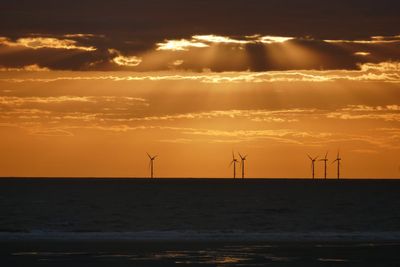 Government to create offshore wind permits