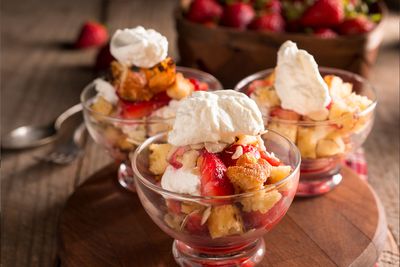 This strawberry-lemon dessert is so easy