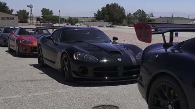 See How Every Dodge Viper Generation Compares From Behind The Wheel