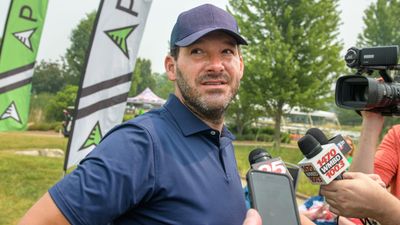 SI Media Mailbag: What Will We Hear From Tony Romo in 2023?