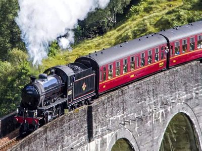 Harry Potter train Hogwarts Express returns to service