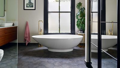 5 mistakes to avoid when organizing a bathroom cabinet – experts have these warnings