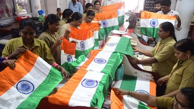 National flags to be sold at all post offices in Andhra Pradesh