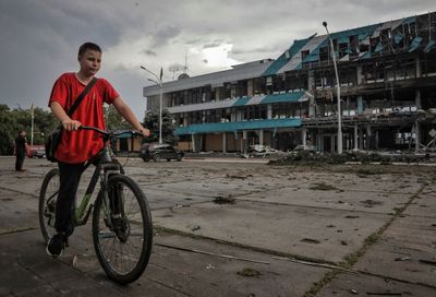 Nerves, apathy as Russia’s war shakes Romanian towns near Ukraine