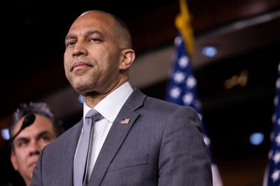 Democratic House leader under fire for Israel trip sponsored by lobbyist group
