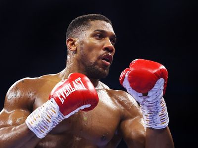 ‘One step at a time’ – Anthony Joshua shuts out Deontay Wilder comparisons