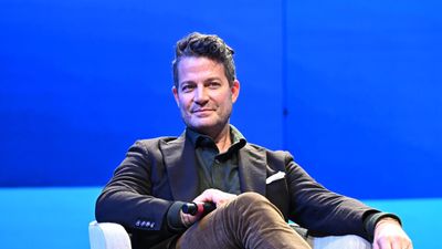 Nate Berkus shares clever space-saving home office turned dining room hack