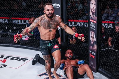 Video: 2020 U.S. Olympic Team member Jordan Oliver quickly wins MMA debut at Bellator 298