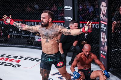 Jordan Oliver def. Andrew Triolo at Bellator 298: Best photos