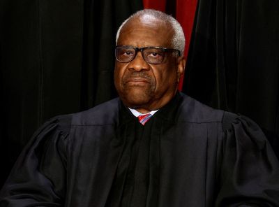 House Democrats call for investigation into Clarence Thomas over corruption claims