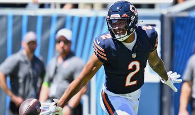 Former Panthers WR DJ Moore scores 62-yard TD on 1st catch for Bears