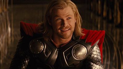 Chris Hemsworth Ate A Thor-Worthy Amount Of Cake For His Birthday This Year, And It Looks Marvel-ous