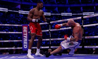 Anthony Joshua fells Robert Helenius with vicious seventh-round knockout