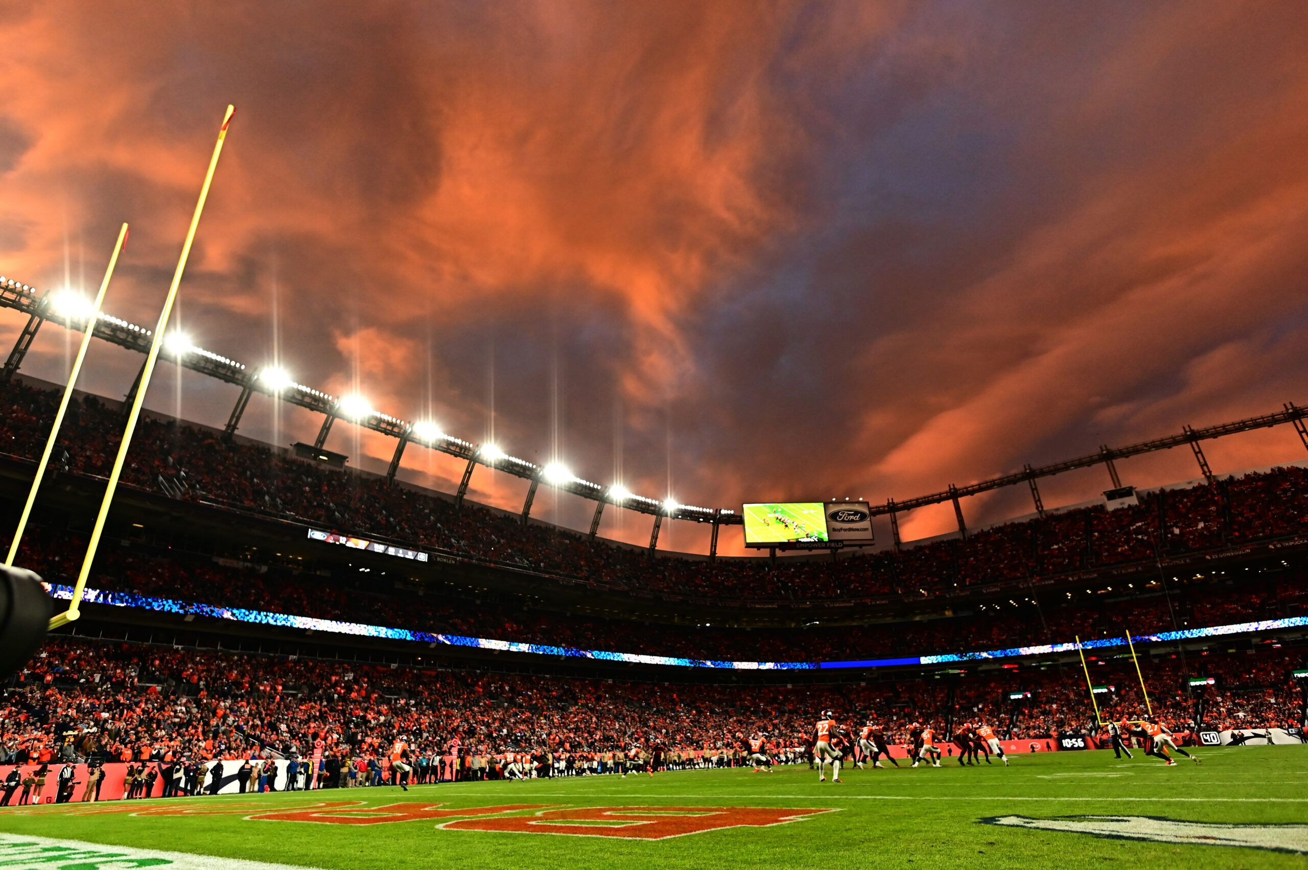 Mile High Morning: Empower Field at Mile High ranked one of NFL's top 10  stadiums by ESPN