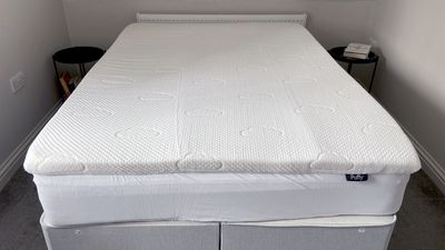 Puffy Deluxe Mattress Topper review 2025