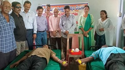 Blood donation camp evokes good response in Vizianagaram