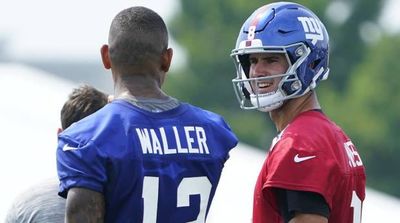 Daniel Jones’s Excitement About Giants TE Darren Waller Continues to Grow