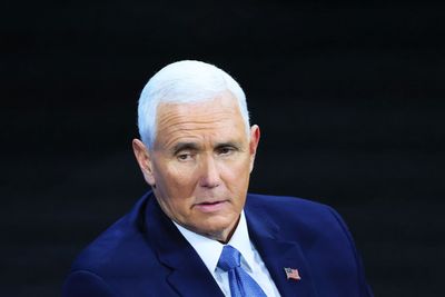 Pence "doesn't recall" election scheme