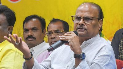 Andhra Pradesh govt. should explain decline in fiscal health, says former Finance Minister