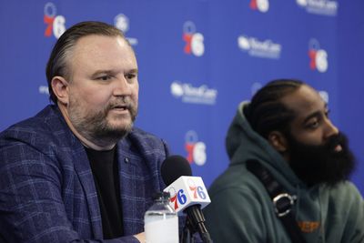 Rockets fans react as James Harden, Daryl Morey tensions boil over in Philadelphia