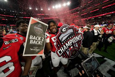 Georgia begins quest for 3rd straight championship as No. 1 in AP Top 25. Michigan, Ohio State next