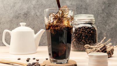 How to make an iced Americano: your summer savior is here