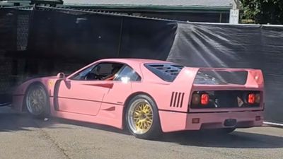 Driver Loses Control Of Pink Ferrari F40, Crashes Into Fence