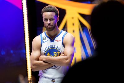 Rick Barry labels Warriors star as face of the NBA