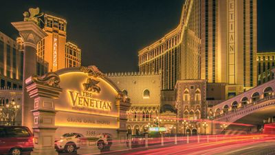 Las Vegas Strip Brings Back a Huge Star Who May Sell Out Fast