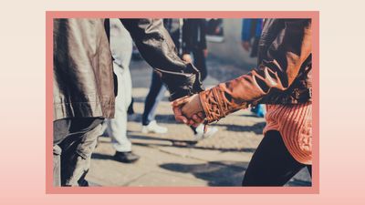 TikTok users are convinced *this* move is a relationship red flag, so we asked body language experts to weigh in