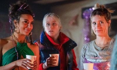 TV tonight: a hen party faces the end of the world in an apocalyptic new sitcom