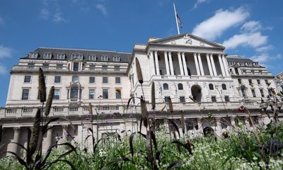 Bank of England under pressure to raise rates after record jump in basic pay