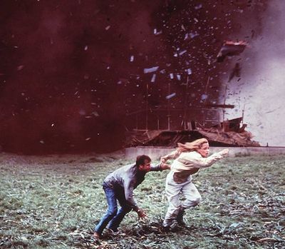 27 Years Later, the Director of a Groundbreaking Disaster Thriller Insists It "Cannot Be Remade"