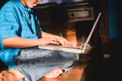 Red flags you might be missing about your child’s online safety