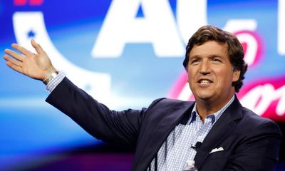 Much-hyped biography of Tucker Carlson struggles to sell