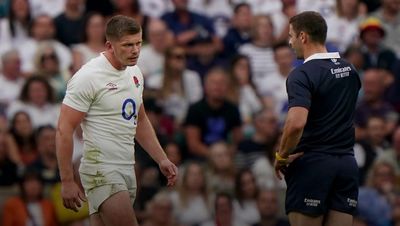Owen Farrell: Kevin Sinfield hopes England captain avoids David Beckham treatment after red card controversy