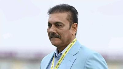 Ravi Shastri offers solution to India's middle-order problems