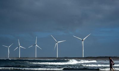 Great Lakes gets its first wind farm – but some fear environmental fallout