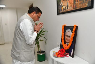 CM Dhami pays tribute to Atal Bihari Vajpayee on his 5th death anniversary