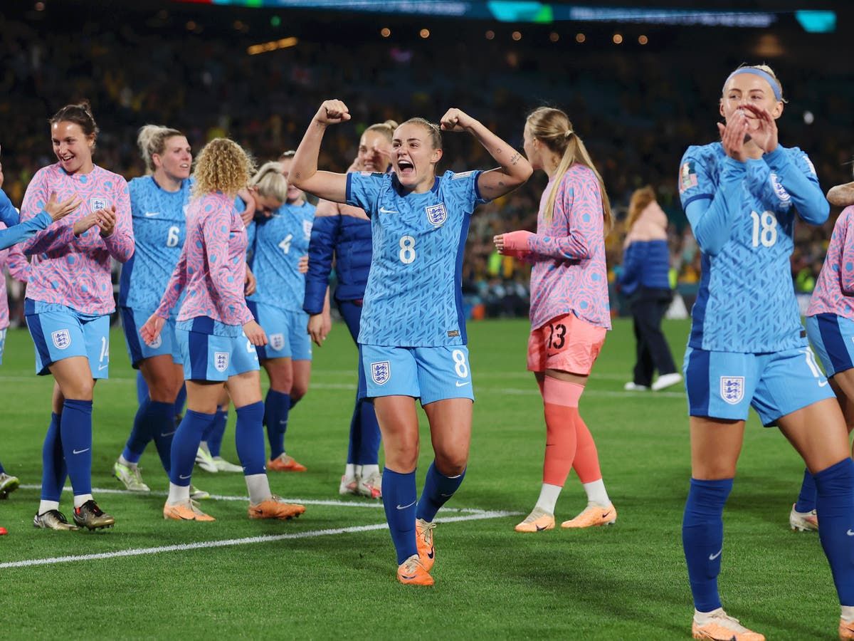 I honestly can't believe it – Lucy Bronze overwhelmed as Lionesses