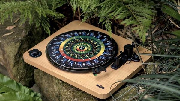 House Of Marley “satisfy the soul” with the new Stir It Up Lux turntable